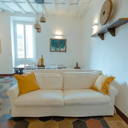 Appartement Domus Superior Domizio - Pantheon Rome