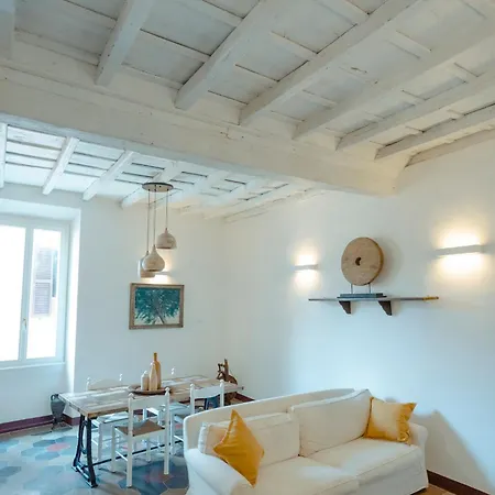 Domus Superior Domizio - Pantheon Appartement