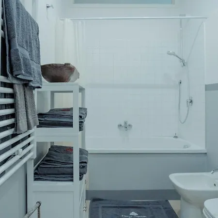 Domus Superior Domizio - Pantheon Appartement