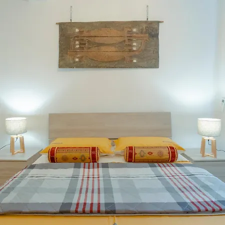 Domus Superior Domizio - Pantheon Appartement Rome