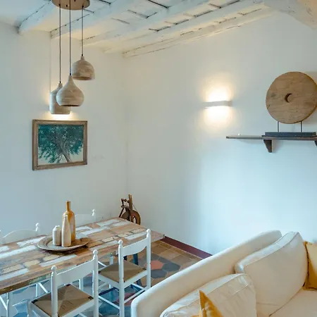 Domus Superior Domizio - Pantheon 로마